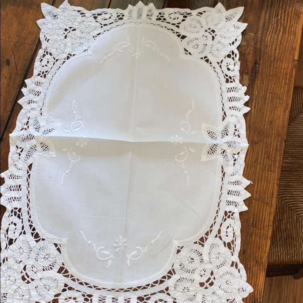Gorgeous vintage rectangular size vintage napkins